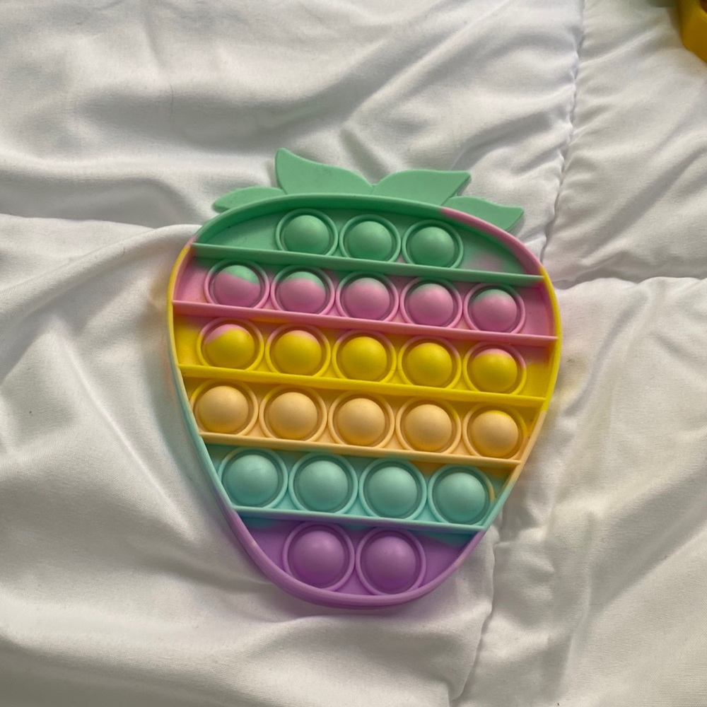 8 popits, 1 dimple, great for little kids to learn with, each 10 dollars